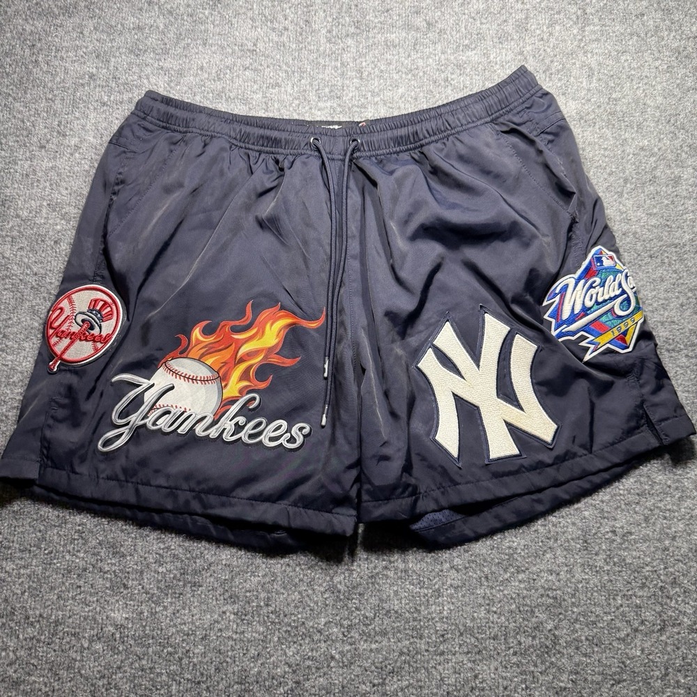 Men's Pro Standard New York Yankees 1999 World Series Shorts Size X Large
